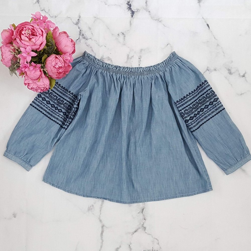 GAP 1969 Chambray Embroidered Off The Shoulder Top - Picture 3 of 8